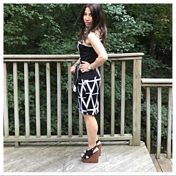 2/$20CLOSET CLOSING Gorgeous Short Tank Dress❤️ - Picture 6 of 8